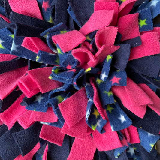 Mina and Frens Snuffle Mat