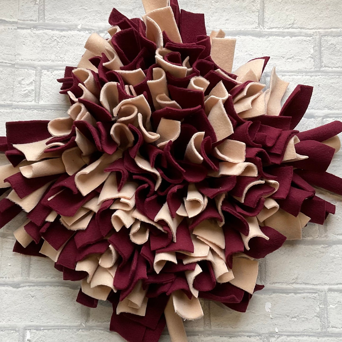 Mina and Frens Snuffle Mat