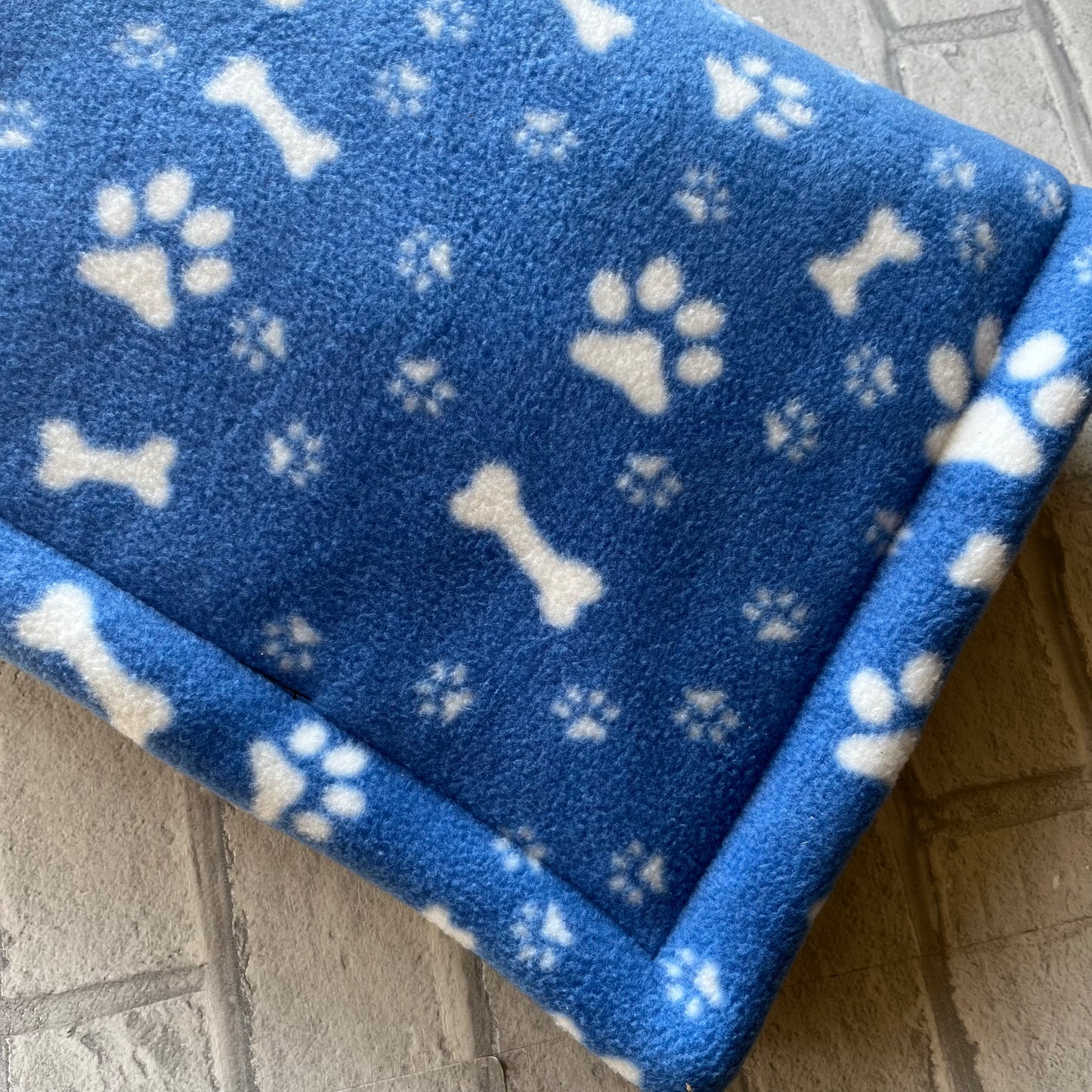 Mina and Frens Dog Blanket