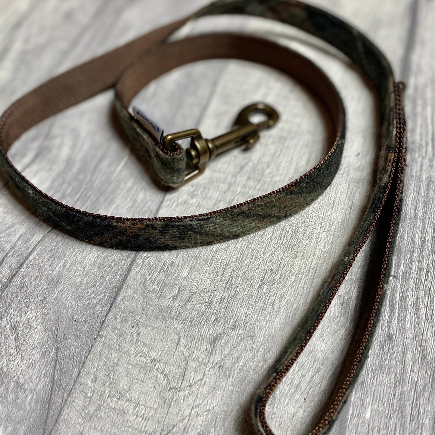 Heritage Collection Country Check Lead