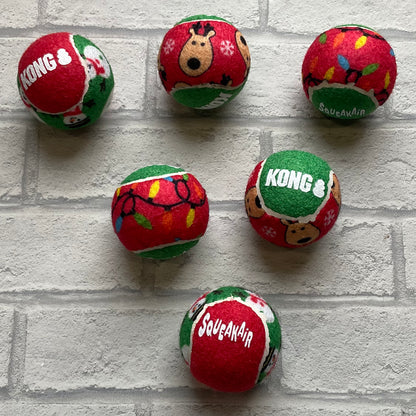 Kong Christmas Squeakair Ball
