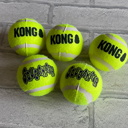 Kong Squeakair Ball