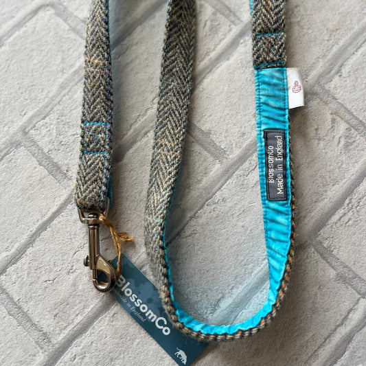 Harris Tweed Lead