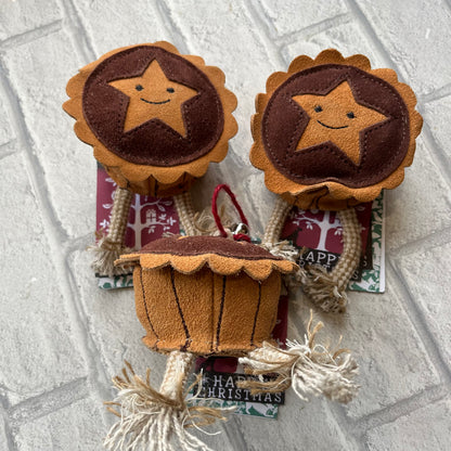 Merry the Mince Pie Christmas Eco Dog Toy - Green and Wilds