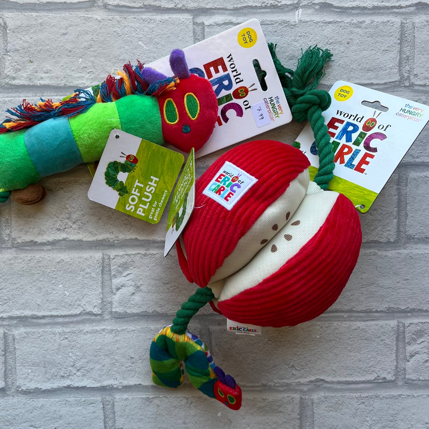 The Very Hungry Caterpillar Apple Rope Tug