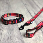 Load image into Gallery viewer, Red Tartan Lead
